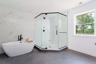 775 James Farm Rd, Stratford, CT 06614 - Photo 27