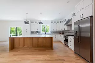 775 James Farm Rd, Stratford, CT 06614 - Photo 13