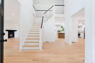 815 James Farm Rd, Stratford, CT 06614 - Photo 3