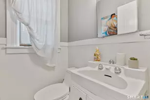 157 Four Mile Rd, West Hartford, CT 06107 - Photo 23