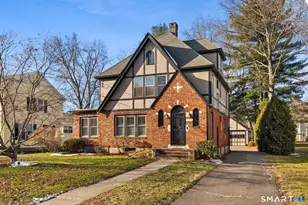 157 Four Mile Rd, West Hartford, CT 06107 - Photo 3