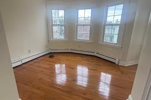 1020 Hancock Ave, Bridgeport, CT 06605 - Photo 3