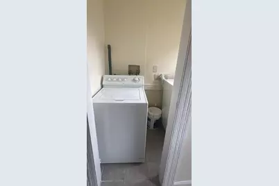 1020 Hancock Avenue #2nd, Bridgeport, CT 06605 - Photo 5