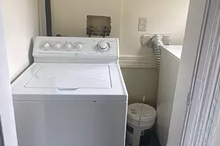 1020 Hancock Ave, Bridgeport, CT 06605 - Photo 5