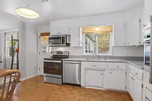 5 Maher Dr, Norwalk, CT 06850 - Photo 9