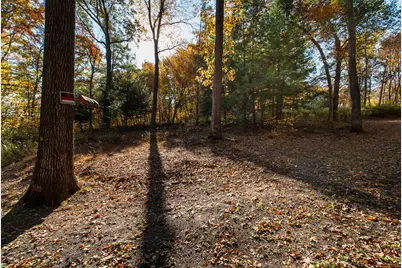 600 Berkshire Road, Southbury, CT 06488 - Photo 9