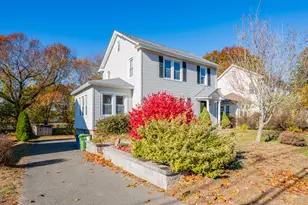 269 House St, Glastonbury, CT 06033 - Photo 3