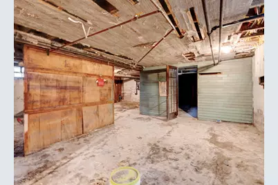 102 Thomaston Street, Hartford, CT 06112 - Photo 33