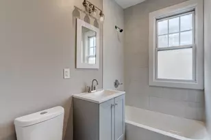 102 Thomaston St, Hartford, CT 06112 - Photo 23