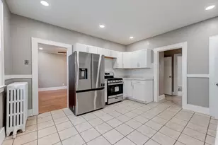 102 Thomaston St, Hartford, CT 06112 - Photo 15