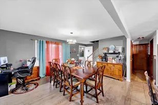 65 Clearview Dr, Bridgeport, CT 06606 - Photo 21