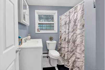 65 Clearview Drive, Bridgeport, CT 06606 - Photo 9