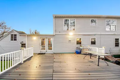 65 Clearview Drive, Bridgeport, CT 06606 - Photo 5