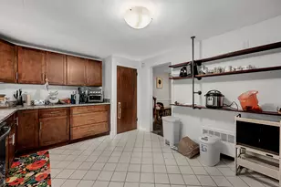 47 Flagg Rd, West Hartford, CT 06117 - Photo 5