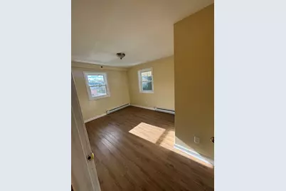 422 Main Street #5, East Haven, CT 06512 - Photo 3