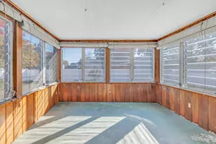 165 Douglas St, Stratford, CT 06614 - Photo 13