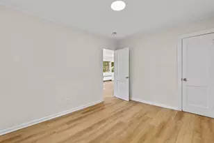 50 Morris Ave, West Haven, CT 06516 - Photo 9