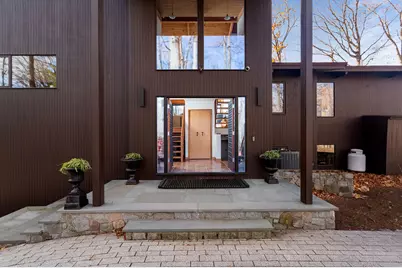 7 Craigmoor Road South, Ridgefield, CT 06877 - Photo 3