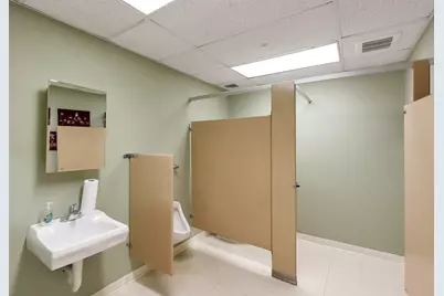 72 Queen Street #B, Southington, CT 06489 - Photo 31