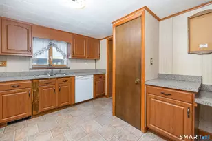 18 Overlook Dr, East Haddam, CT 06423 - Photo 13