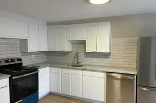 59 Montowese St, Branford, CT 06405 - Photo 5