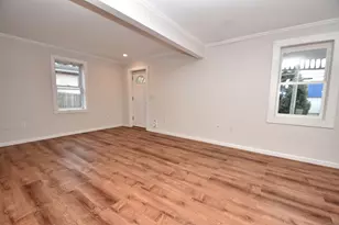 385 Broad St, New London, CT 06320 - Photo 7