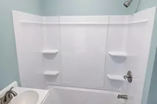 21 Pearl St, Torrington, CT 06790 - Photo 5