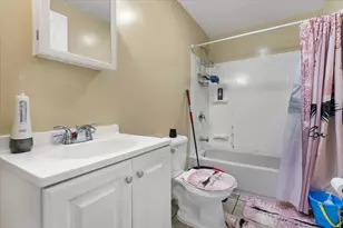 205 Smith St, Bridgeport, CT 06607 - Photo 13