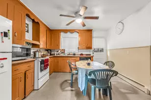 214 Thames St, New London, CT 06320 - Photo 9