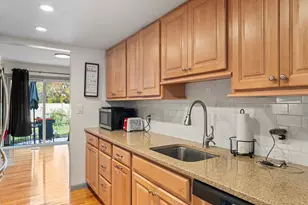 64 Greenwich Way, Milford, CT 06460 - Photo 7