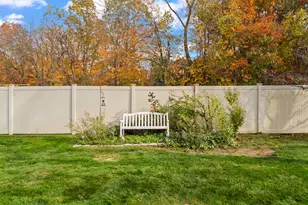 64 Greenwich Way, Milford, CT 06460 - Photo 27