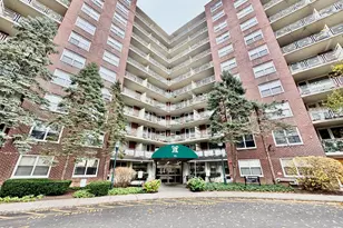 71 Strawberry Hill Ave, Stamford, CT 06902 - Photo 1