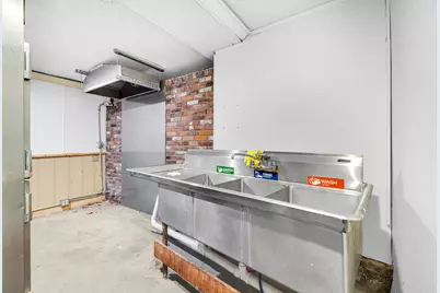 720 Main Street, Winchester, CT 06098 - Photo 11