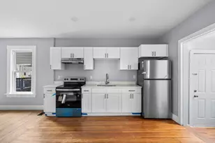 52 Webster St, Meriden, CT 06450 - Photo 3