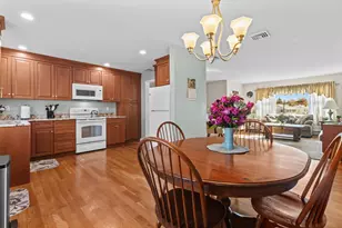16 Katy Ln, Norwalk, CT 06851 - Photo 5