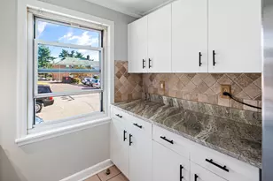 23 Standish Rd, Stamford, CT 06902 - Photo 9