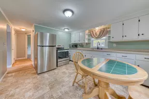 3 Avon St Ext, Enfield, CT 06082 - Photo 11