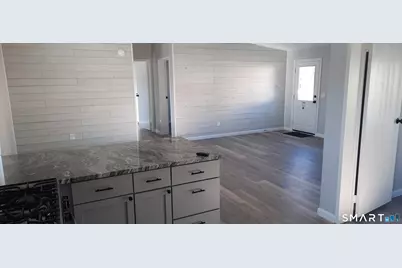 28 Circle Drive, Windham, CT 06256 - Photo 3