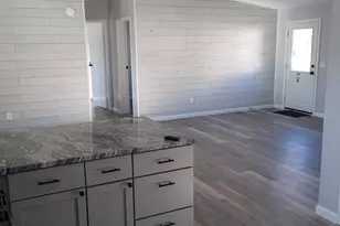 28 Circle Dr, Windham, CT 06256 - Photo 3