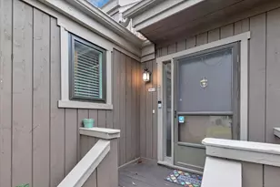 289 Agawam Dr, Stratford, CT 06614 - Photo 3