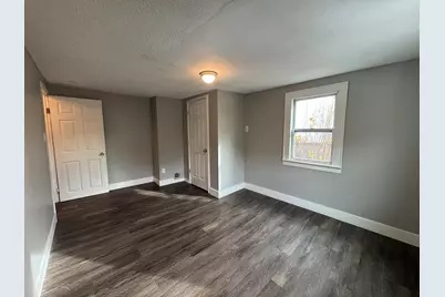 33 Oak Street, Derby, CT 06418 - Photo 13