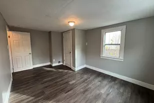 33 Oak St, Derby, CT 06418 - Photo 13