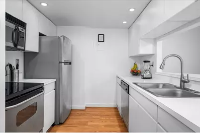 127 Greyrock Place #APT 810, Stamford, CT 06901 - Photo 9