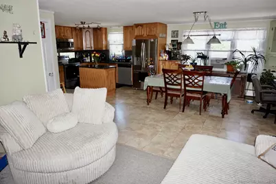 33 Colt Street, New Britain, CT 06052 - Photo 9