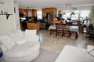 33 Colt St, New Britain, CT 06052 - Photo 9