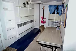 33 Colt St, New Britain, CT 06052 - Photo 15