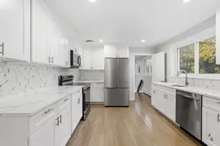 260 Smith St, South Windsor, CT 06074 - Photo 17