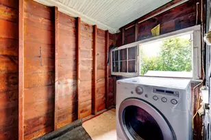 144 Pleasant St, New Britain, CT 06051 - Photo 9