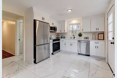 52 North Road, East Granby, CT 06026 - Photo 7