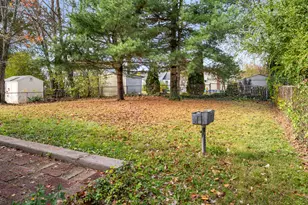 19 Albert Ave, Wethersfield, CT 06109 - Photo 25